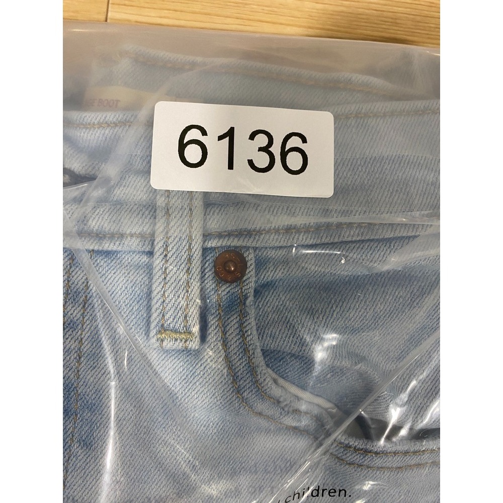 Levis Ribcage Boot Jeans Womens 26 (24x32) Mid Rise Stretch‎ Button Fly Denim - Picture 11 of 11